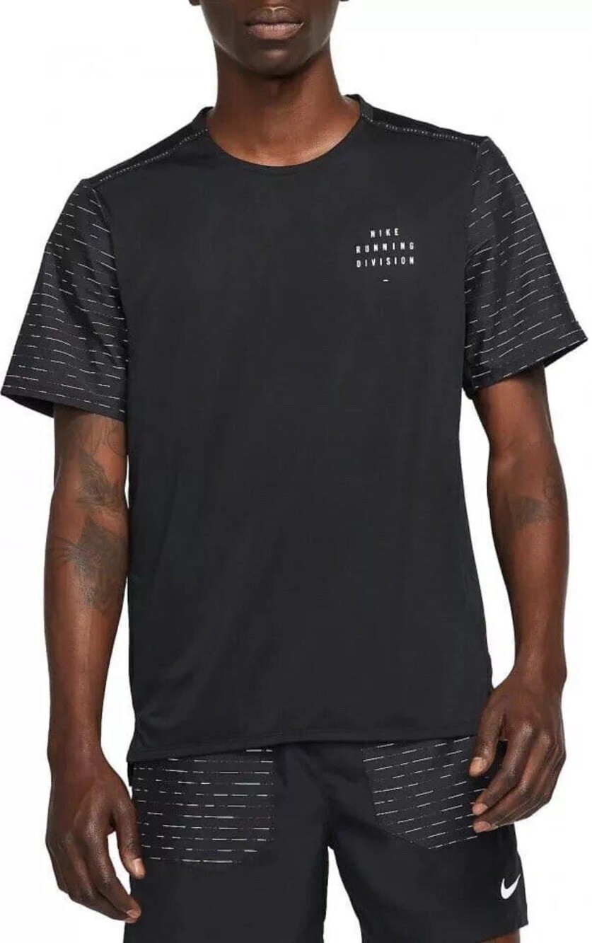 Size Medium Nike Dri-Fit Rise 365 Running Shirt Reflective Black DD4851-010